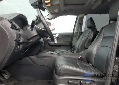 2021 Honda Pilot Touring z USA, uszkodzony, nr VIN 5FNYF6H91MB023351